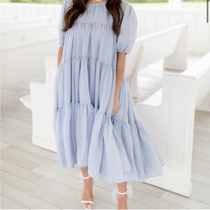 Talulah SOLD OUT: Reign Tiered Dress- Small
Puff Sleeve, Tiered Midi Dress